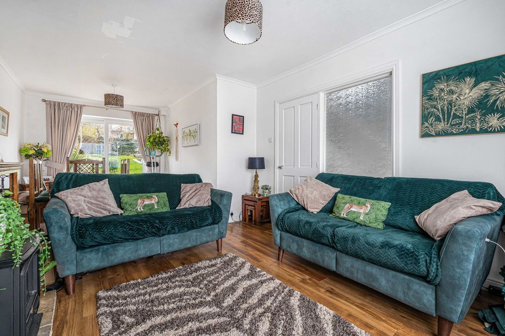 Property photo 2 of 16