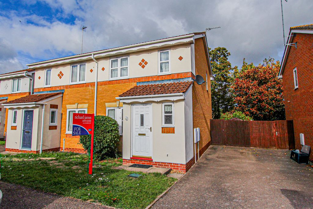 Property photo 1 of 9 Front
