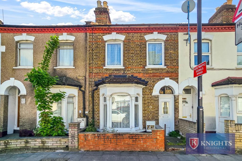 Property photo 1 of 16