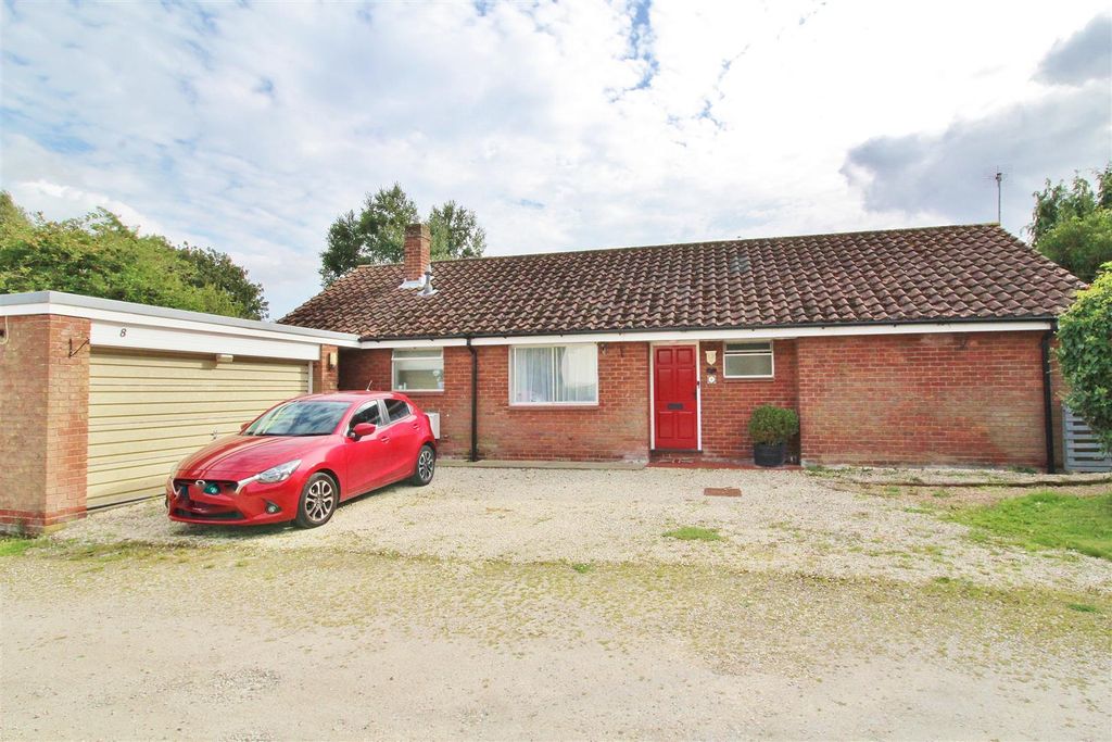 Property photo 1 of 15 Front External.Jpg