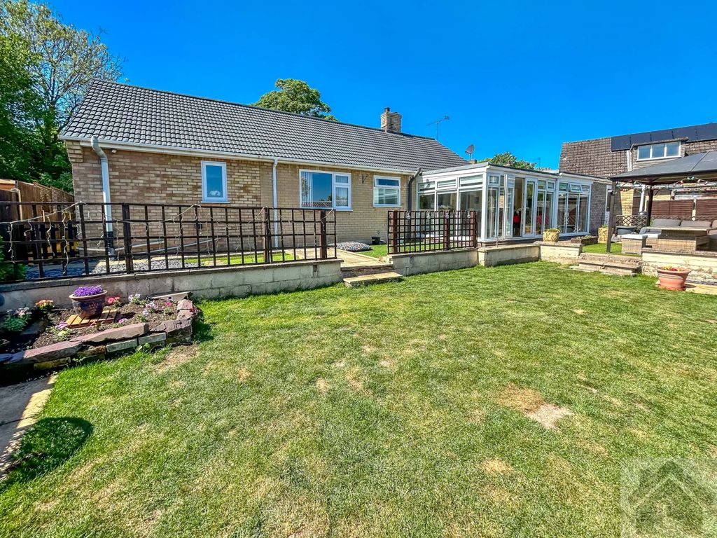 Property photo 1 of 31 Image00014.Jpg