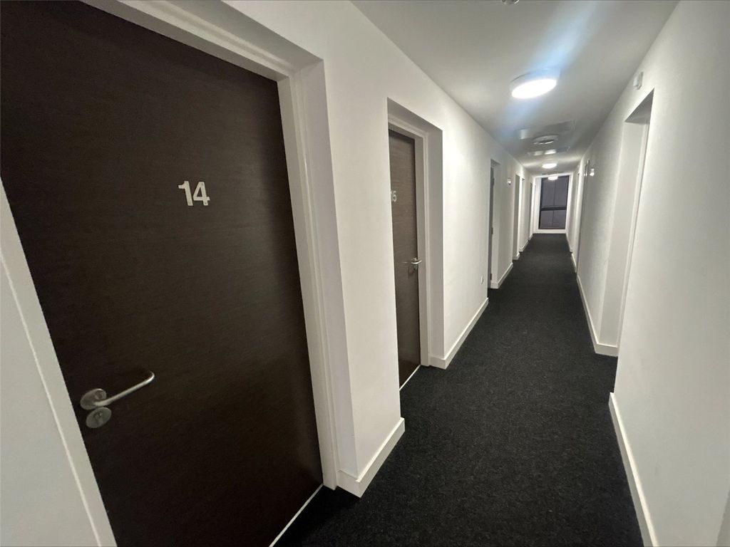 Property photo 2 of 13 Picture No. 05