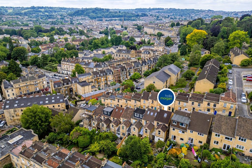 Property photo 1 of 34 23 Clarence Street, Walcot, Bath Ba1 5Ns | Freehol