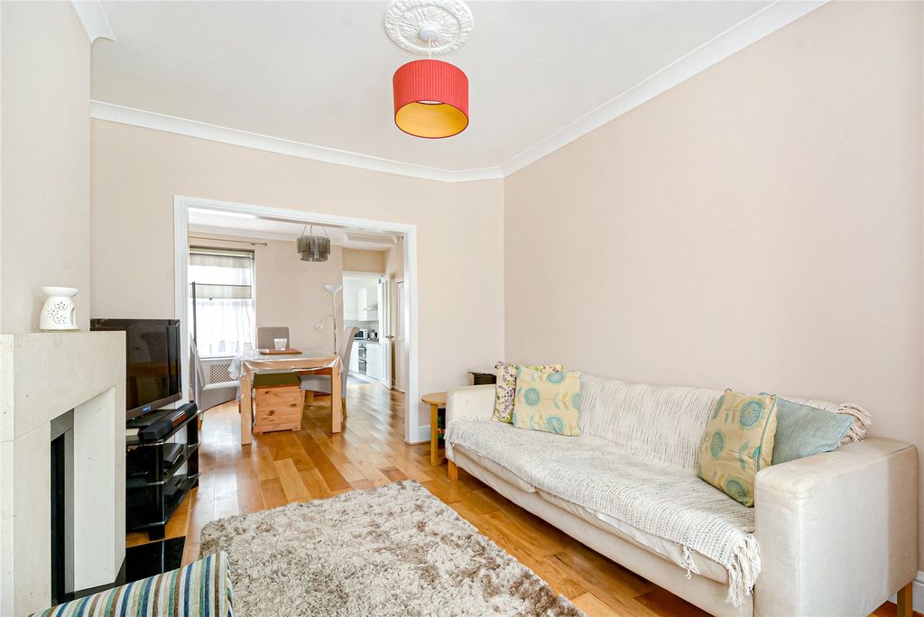 Property photo 2 of 13 Picture No. 06