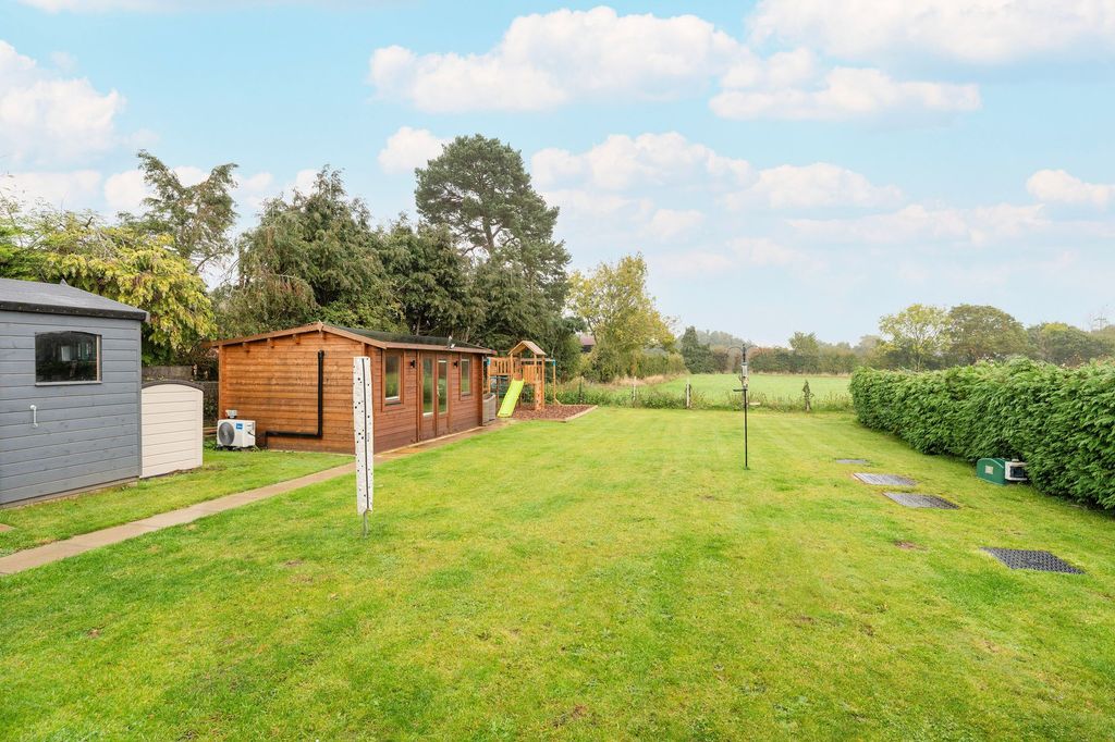 Property photo 2 of 24