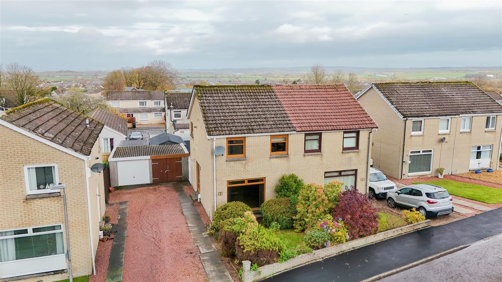 Property photo 1 of 29 External