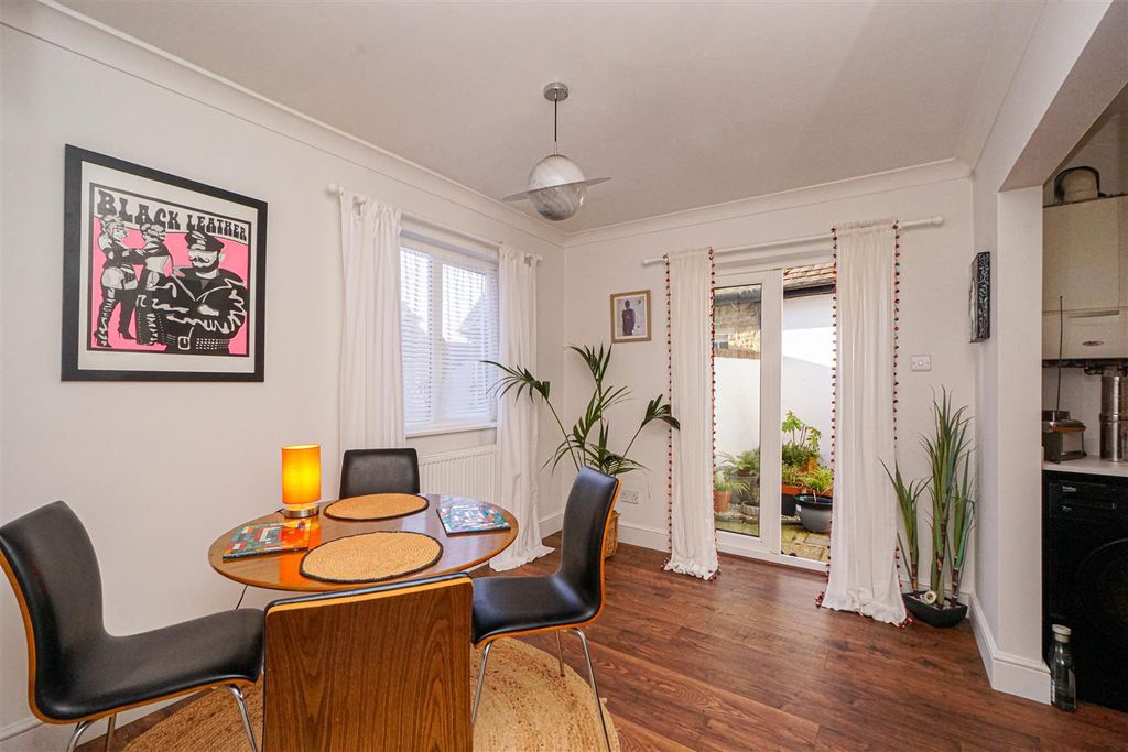 Property photo 3 of 19 Dsc03810.Jpg