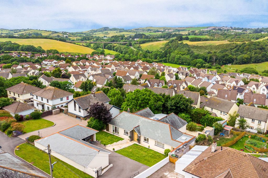 Property photo 1 of 46