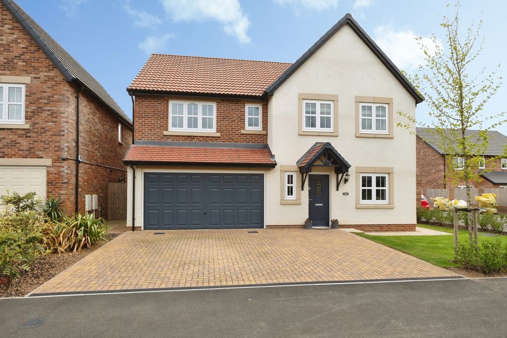 Property photo 1 of 19 Pbox-Img.Jpg