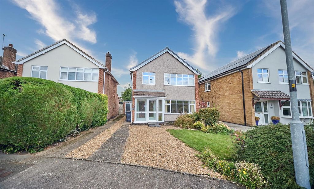 Property photo 1 of 15 Frontt.Jpg