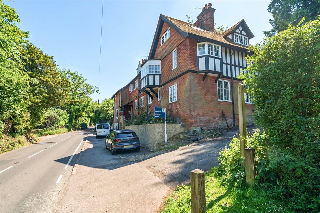 Additional image 16 of 2 bed flat for saleHaslemere, Surrey GU27