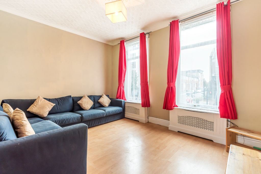 Property photo 2 of 19 5188032