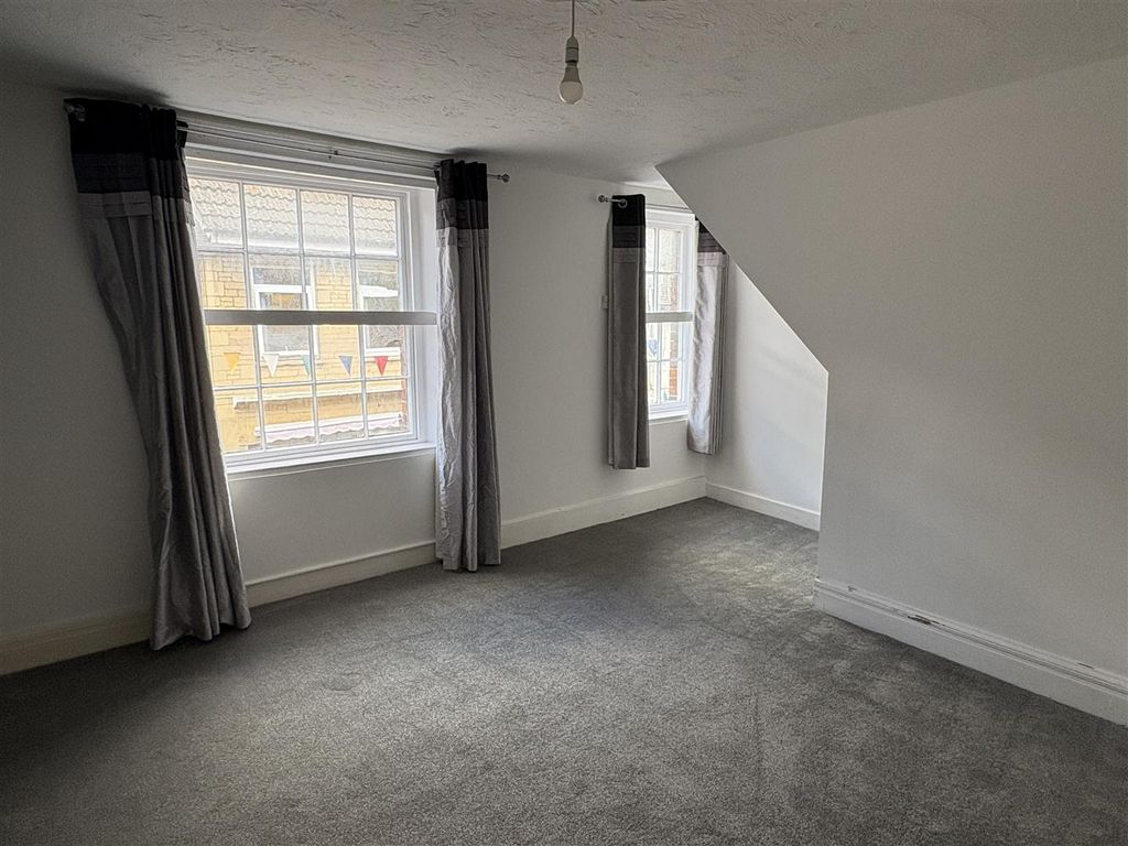 Property photo 3 of 11 Img_7303.Jpg
