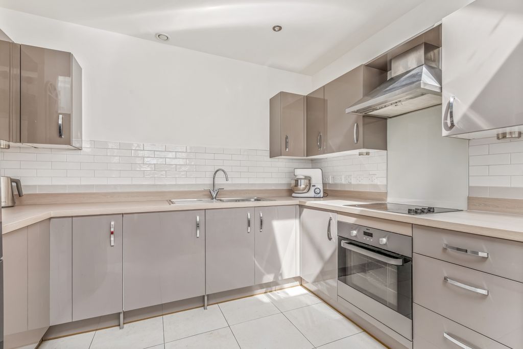 Property photo 1 of 13 Kitchen