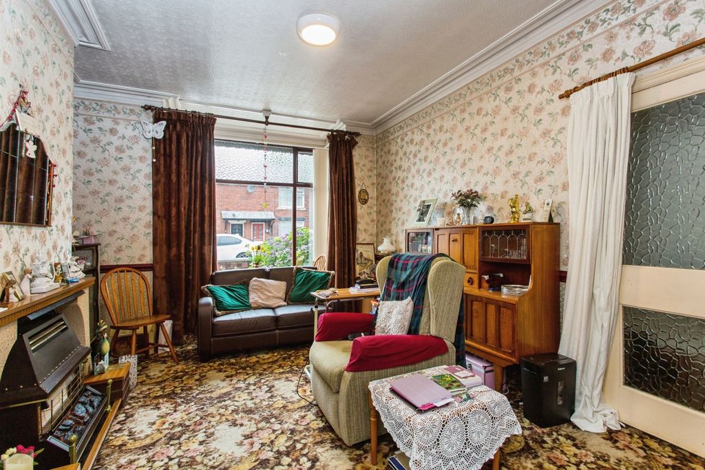 Property photo 2 of 13 Pbox-Img.Jpg