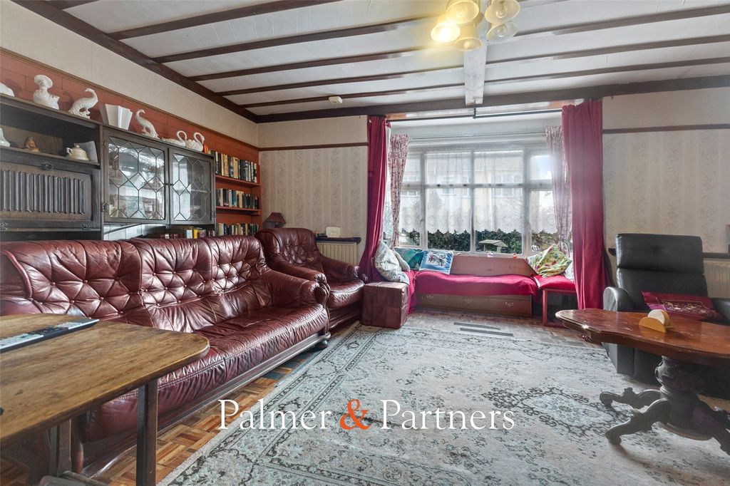 Property photo 2 of 31 Picture No. 16