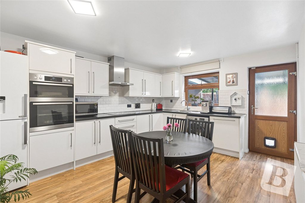 Property photo 2 of 15 Kitchen/Diner