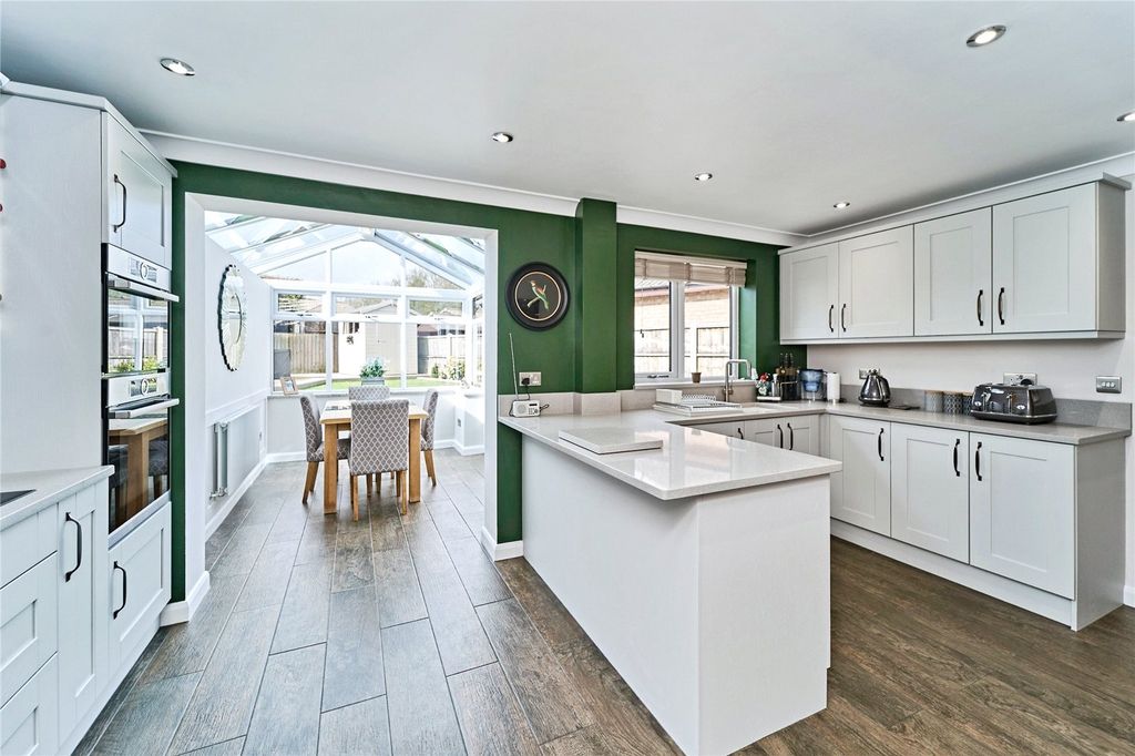 Property photo 3 of 22 Kitchen/Diner