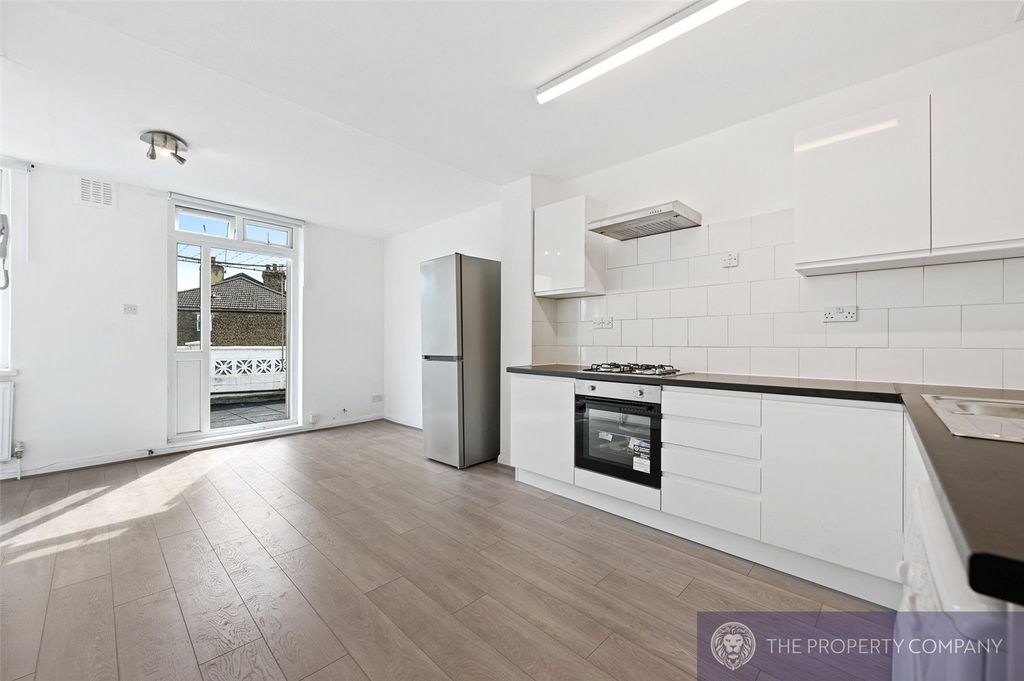 Property photo 1 of 11 Picture No. 13