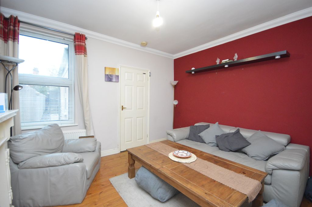 Property photo 3 of 5 Dining Room