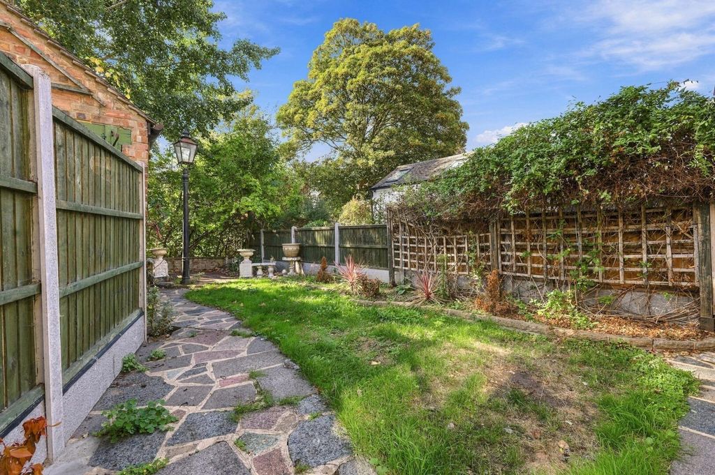 Property photo 3 of 29 Rear Garden