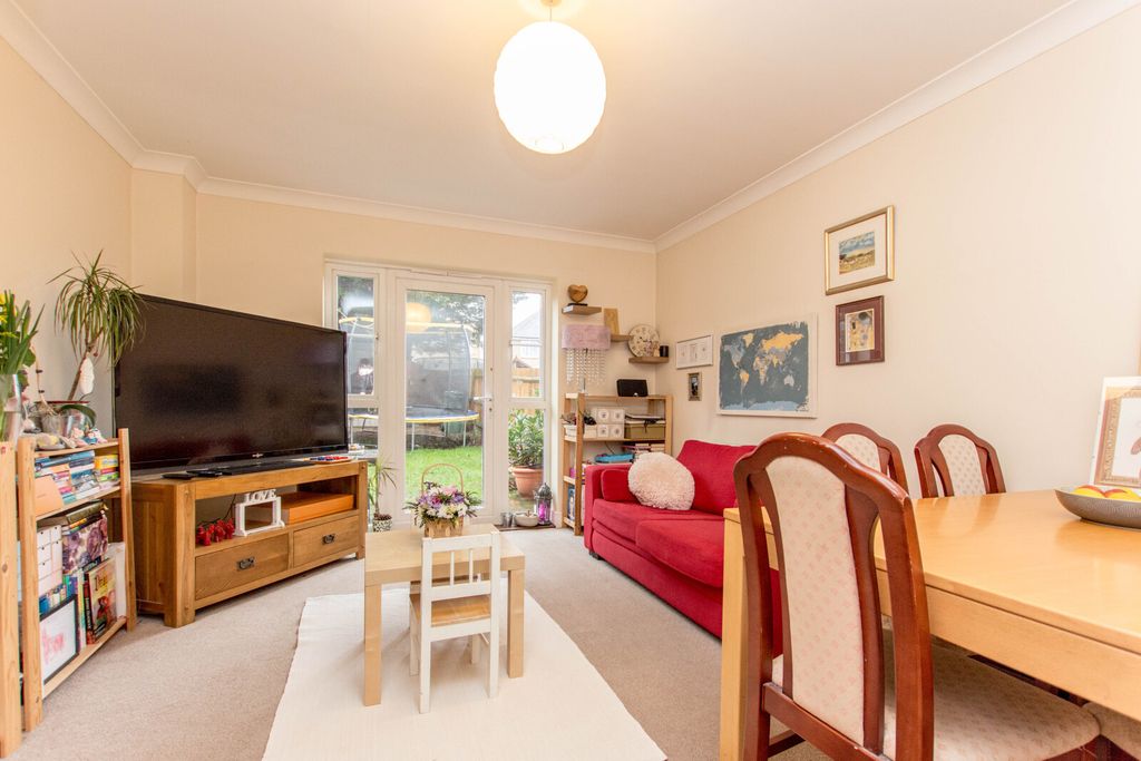 Property photo 2 of 11 Picture No. 06