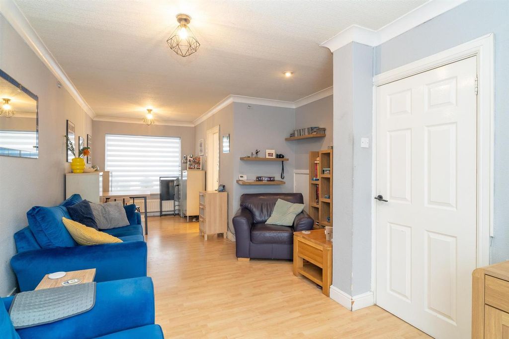 Property photo 3 of 12 Reception Room