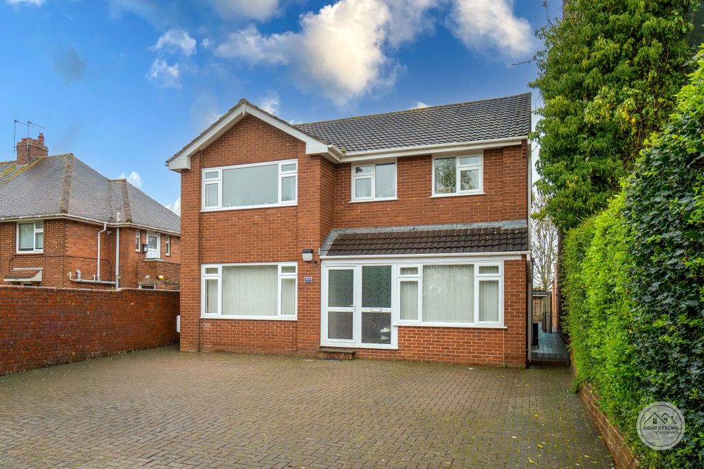 Property photo 1 of 36