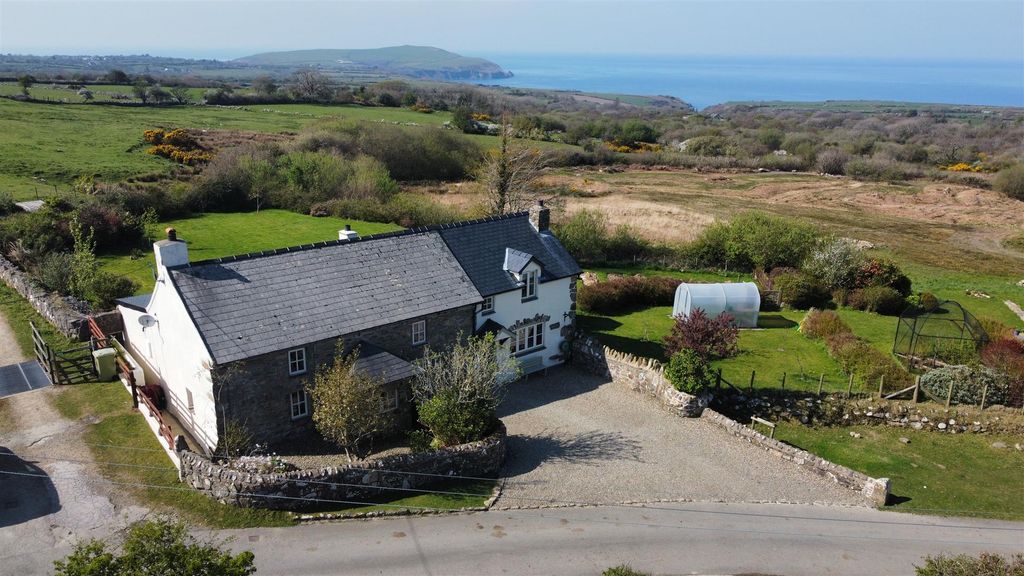 Property photo 3 of 72 Maesteg Mountain West, Newport, Pembroksehire, Sa4