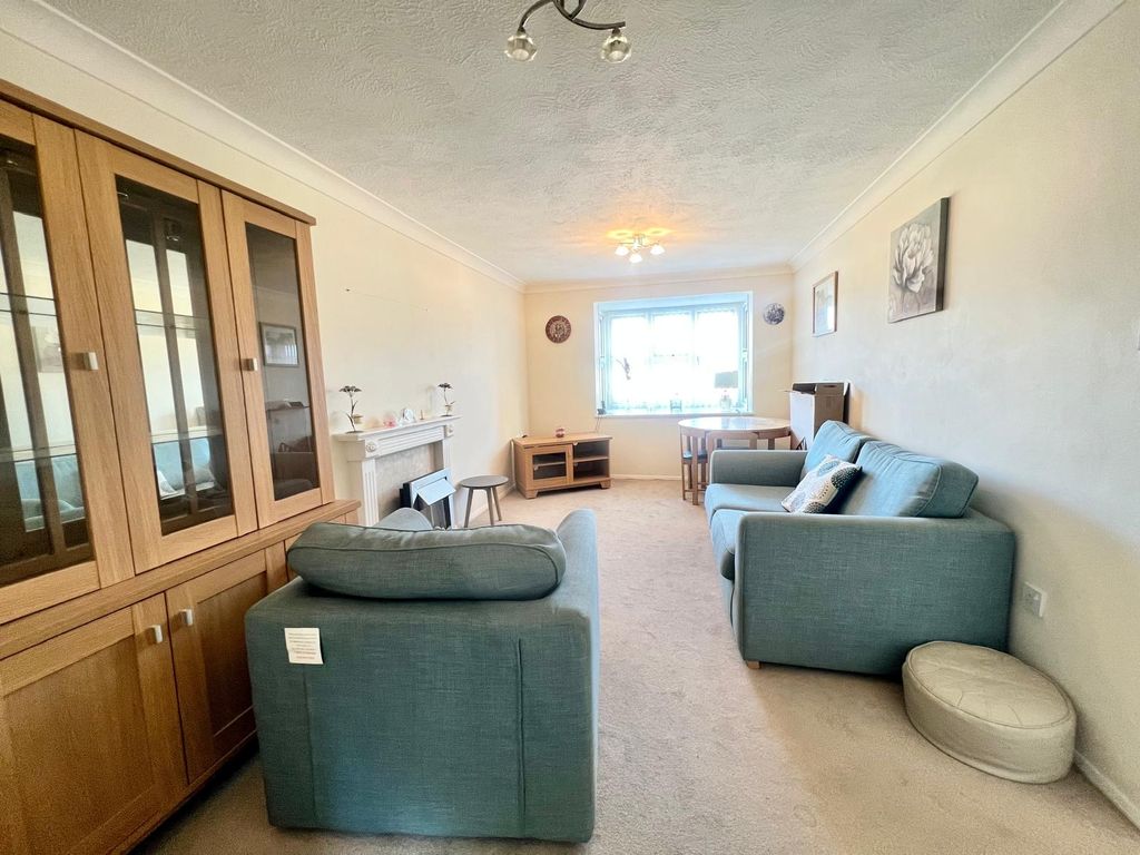 Property photo 3 of 7