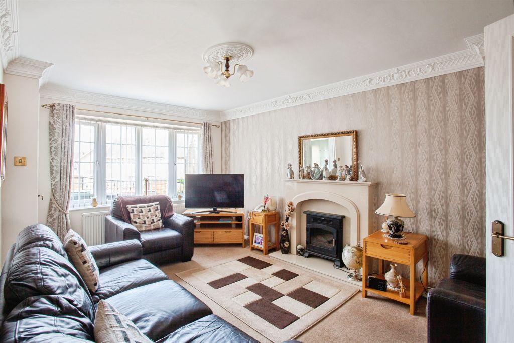 Property photo 2 of 18