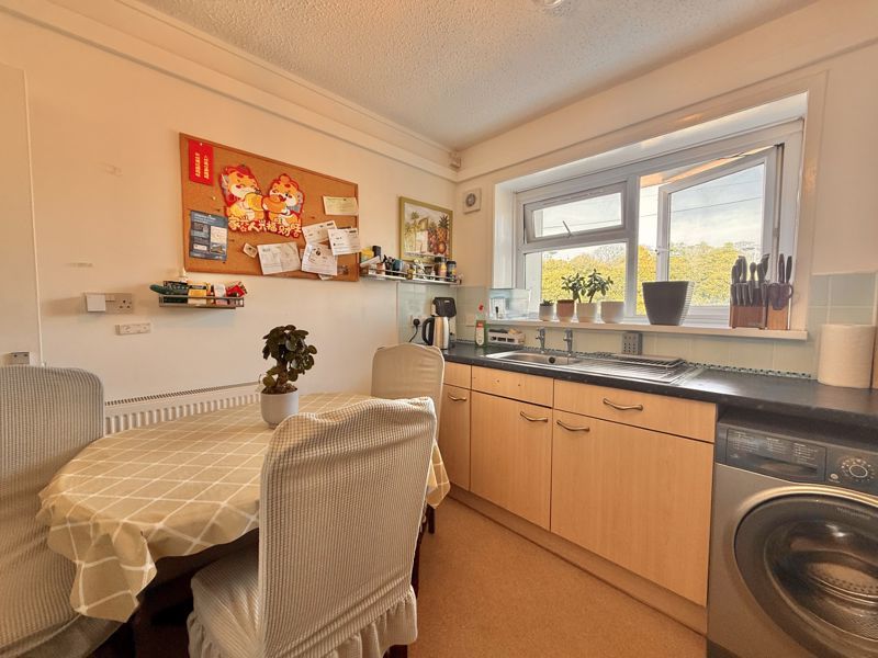 Property photo 3 of 9 Photo 10