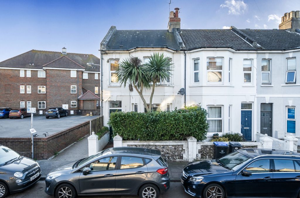 Property photo 1 of 14 1421745-24-69A5c7...