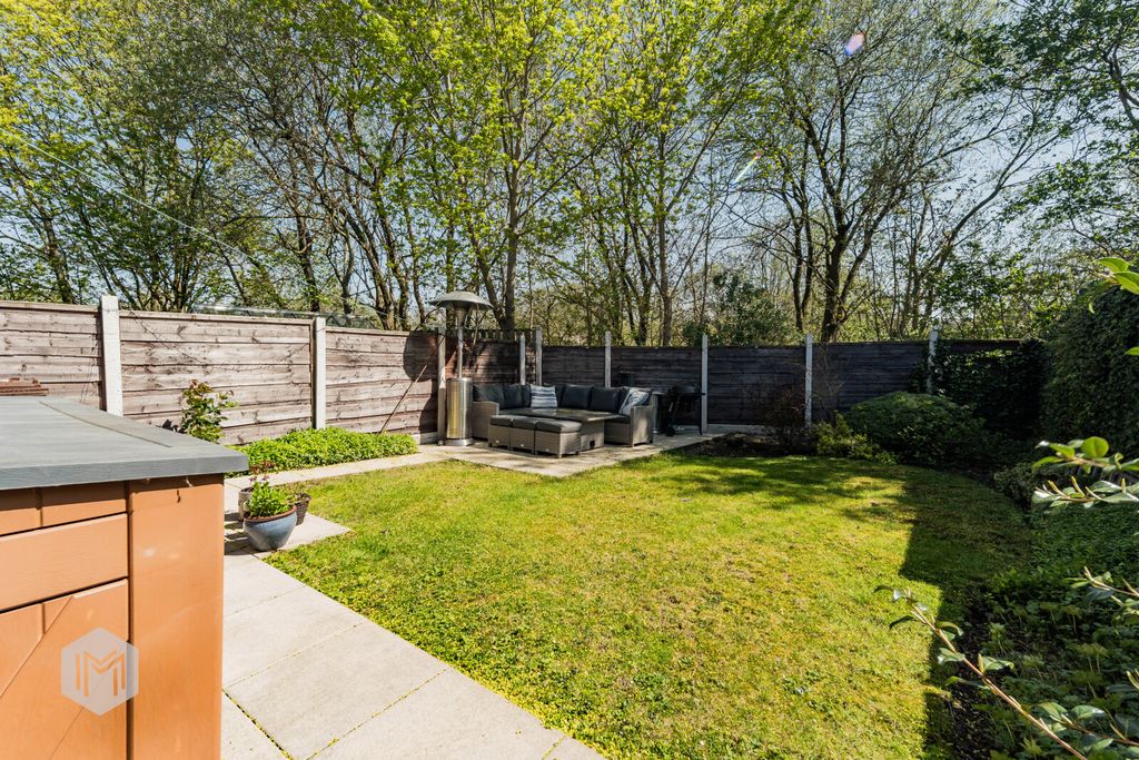 Property photo 2 of 21 Picture No. 11