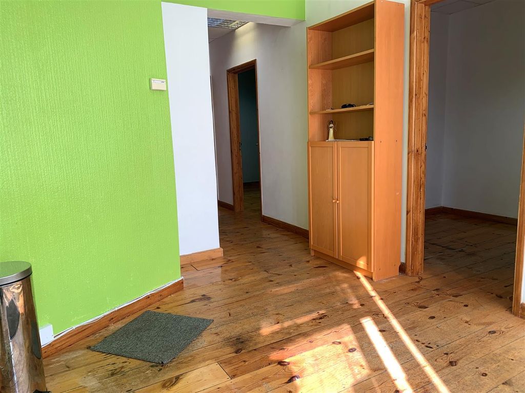 Property photo 2 of 9 1.Jpg