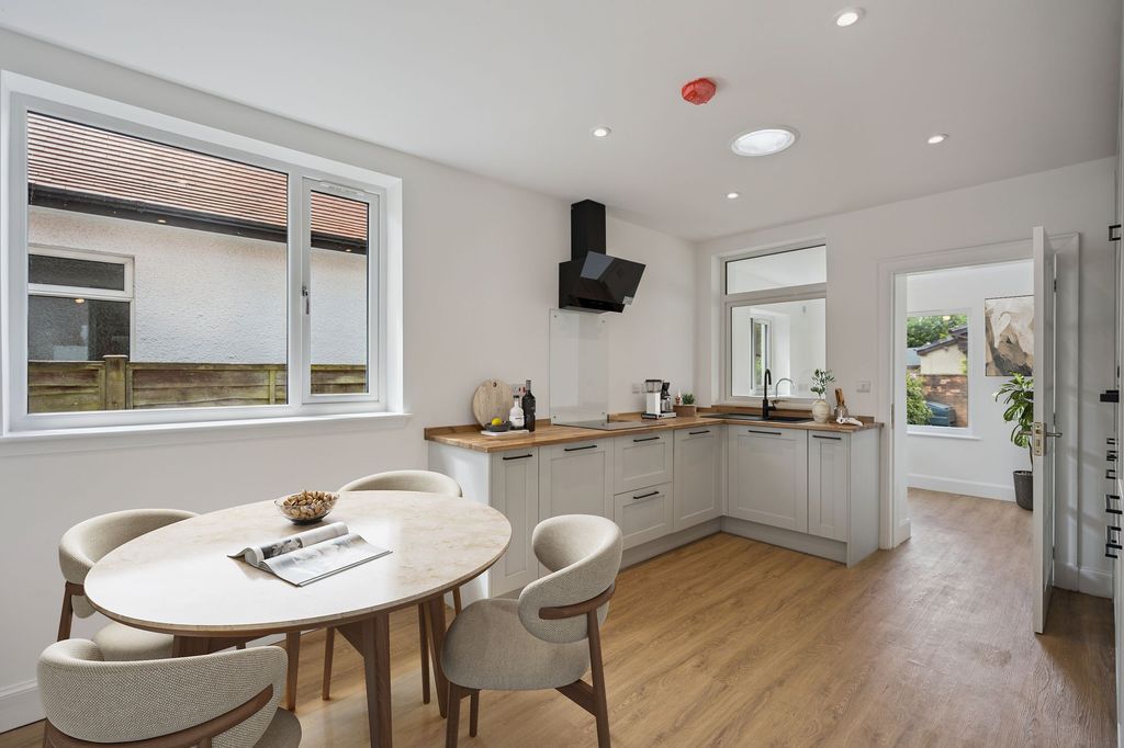 Property photo 3 of 23 Kitchen Diner