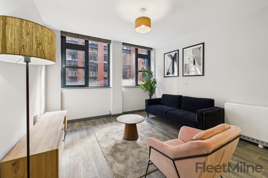 Property photo 1 of 13 Living/Dining Room