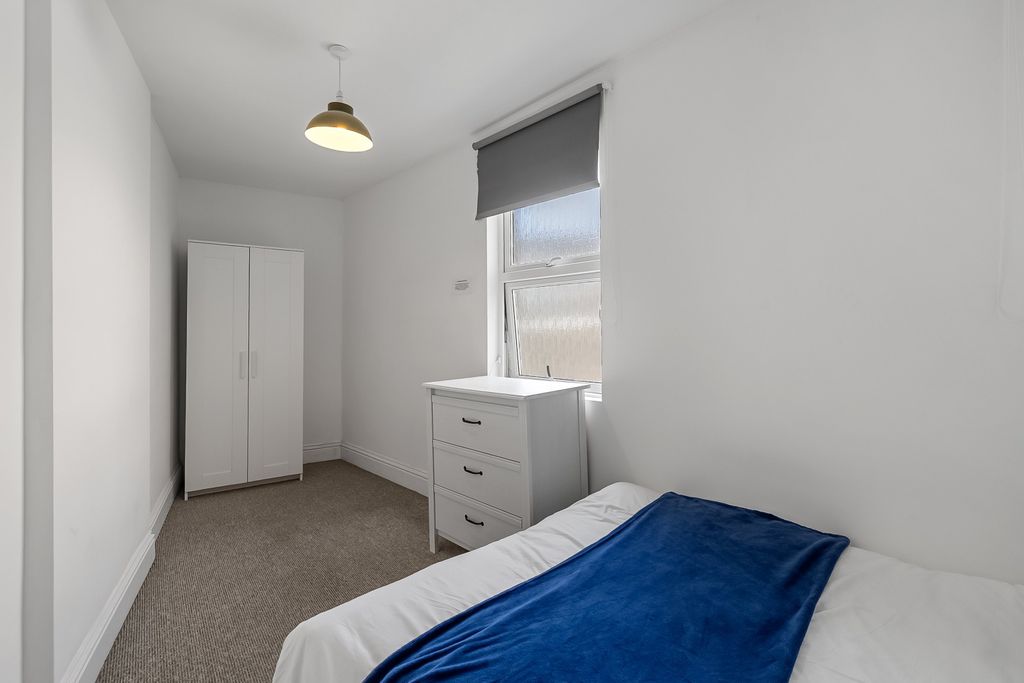 Property photo 1 of 6 0020