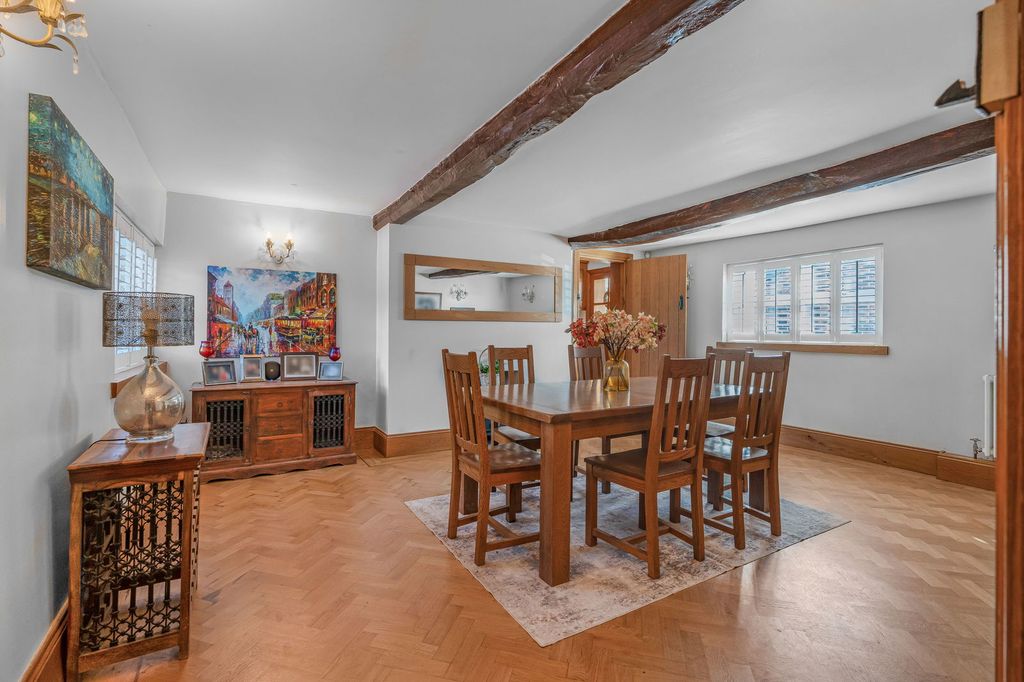 Property photo 3 of 55