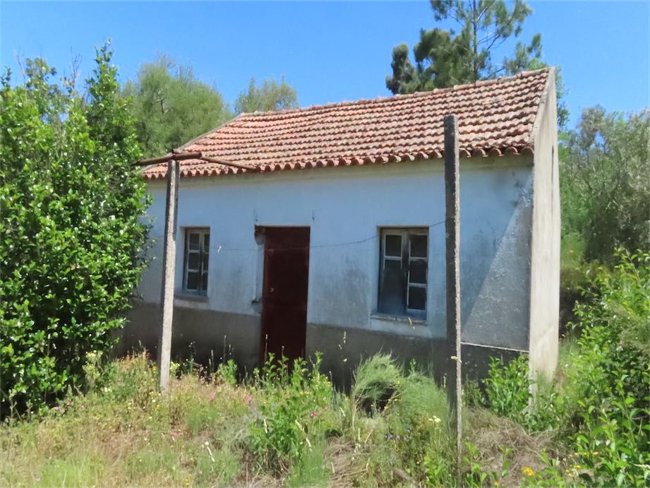 Property photo 1 of 27