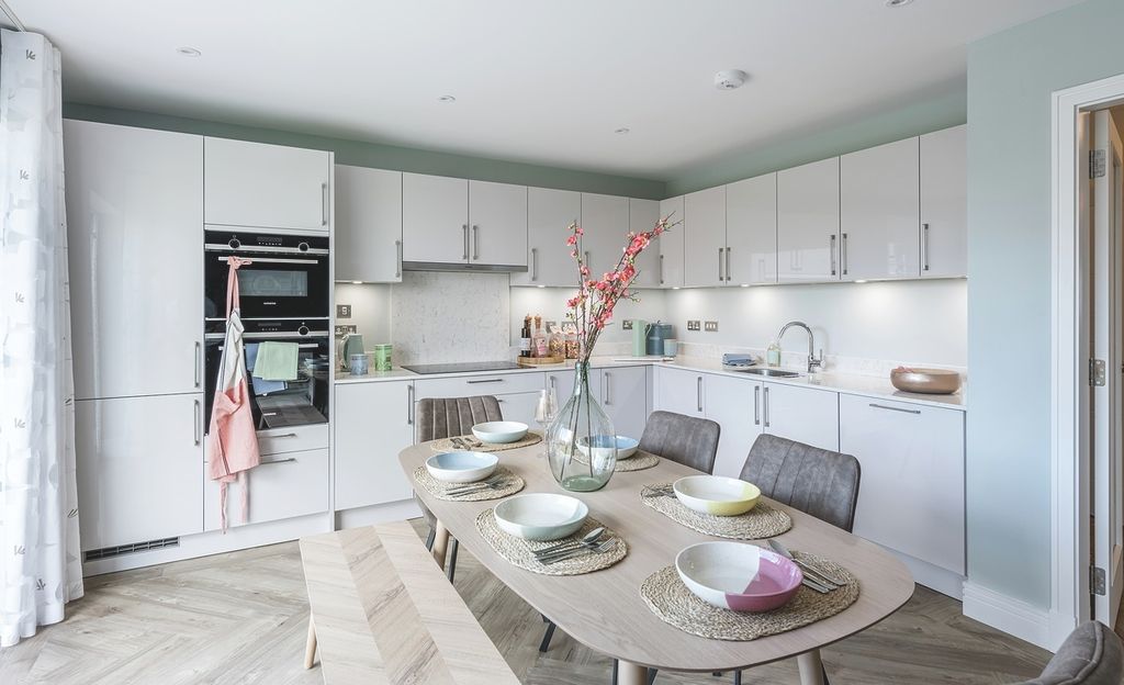 Property photo 2 of 11 Weaver's Brae, Kirkintilloch
