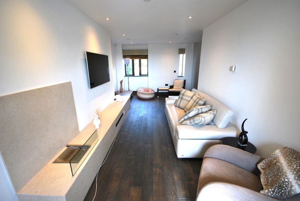 Property photo 3 of 21 Dsc_2289.Jpg