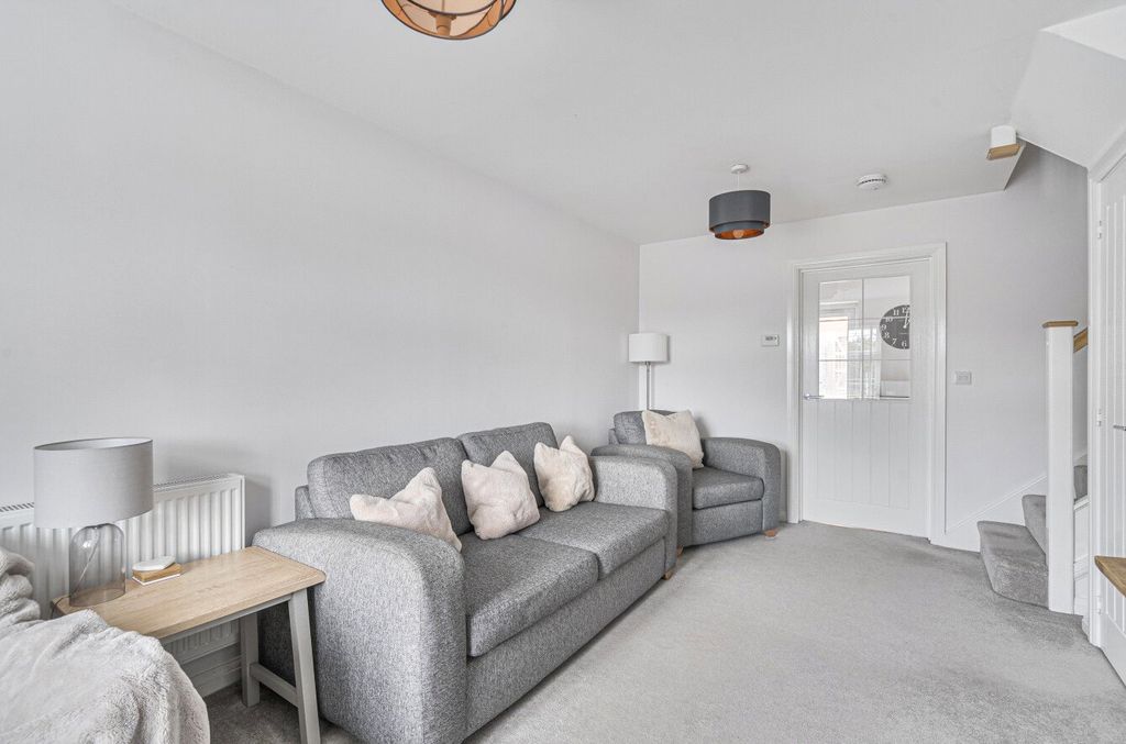 Property photo 2 of 14 Picture No. 17