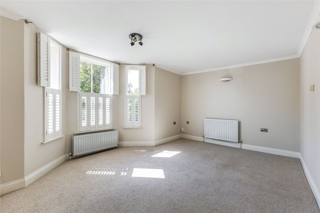Property photo 2 of 10 Picture No. 04