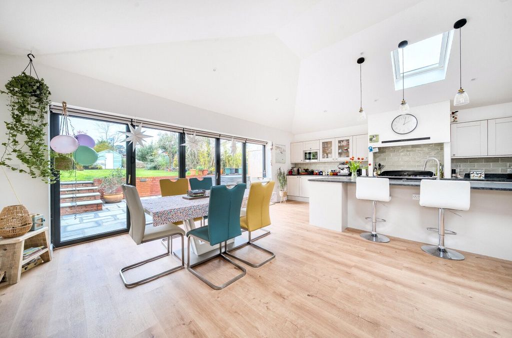 Property photo 1 of 17 Dining Area