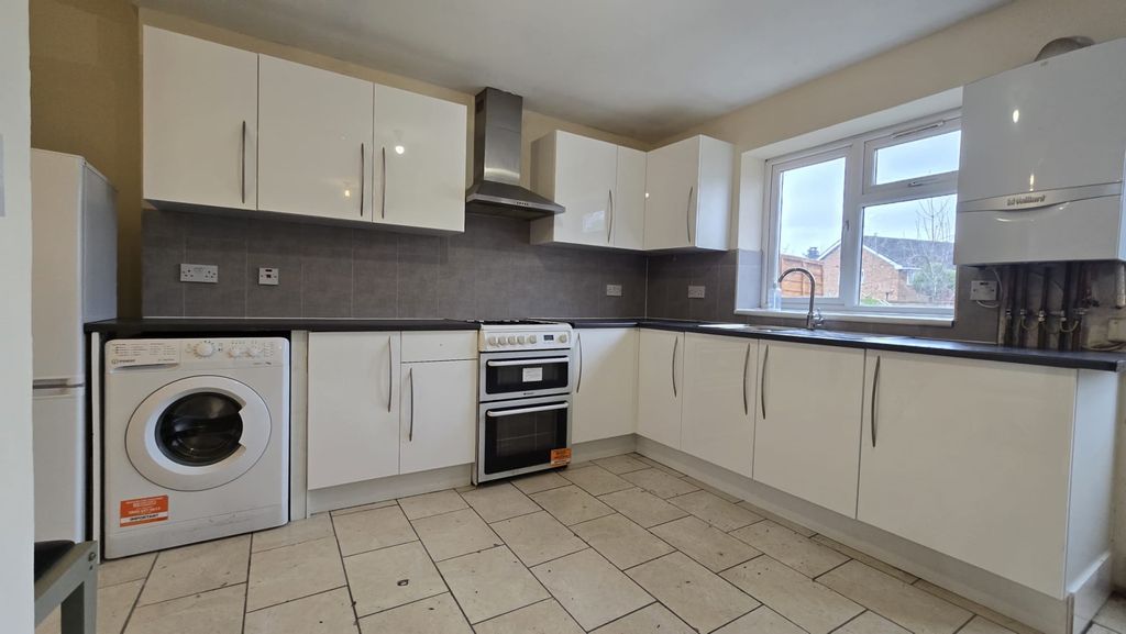 Property photo 2 of 12 Gallery