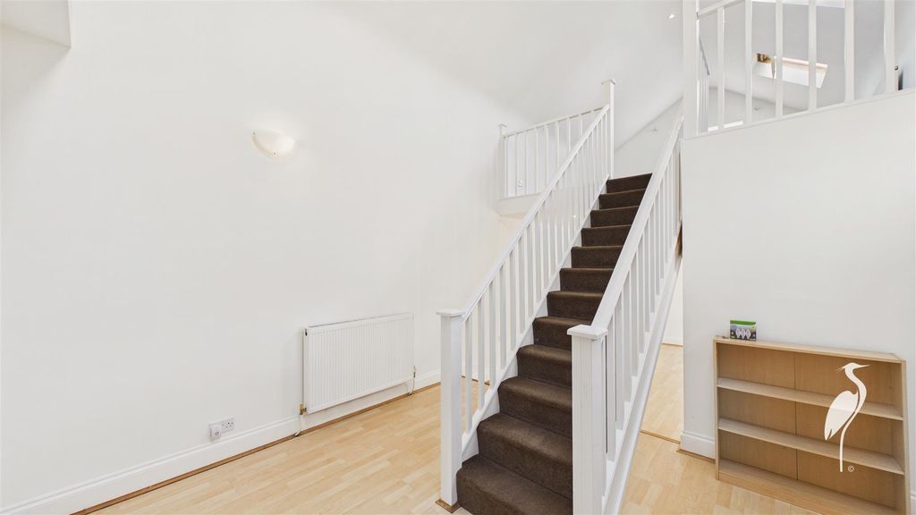 Property photo 2 of 17 Mezzanine