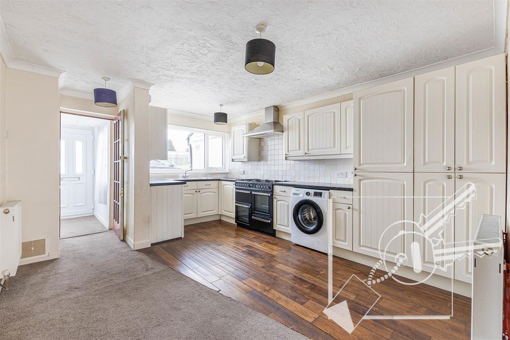 Property photo 2 of 35 Kitchen