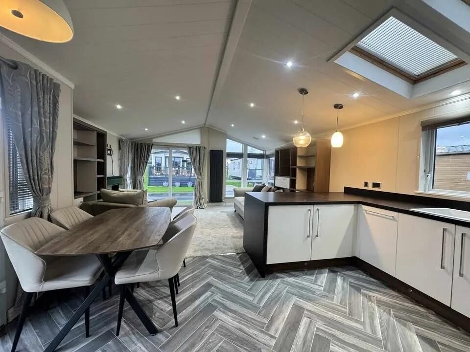 Property photo 1 of 12 Main Photo