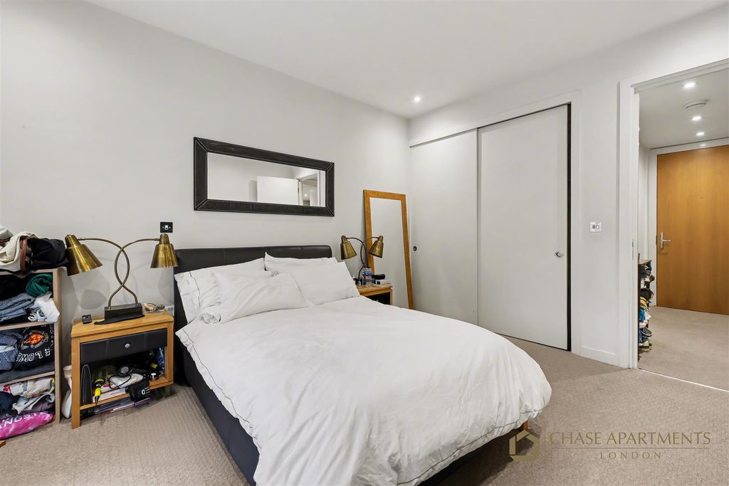 Property photo 3 of 12 Cubitt Building Sw1W 8Ql-5.Jpg